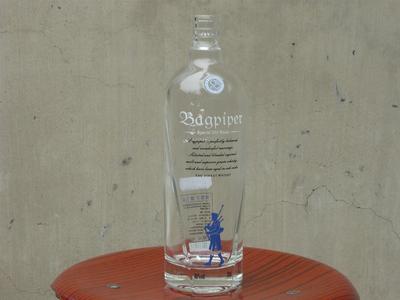 噴涂酒瓶 500ml優(yōu)質(zhì)噴涂酒瓶的生產(chǎn)與供應概述